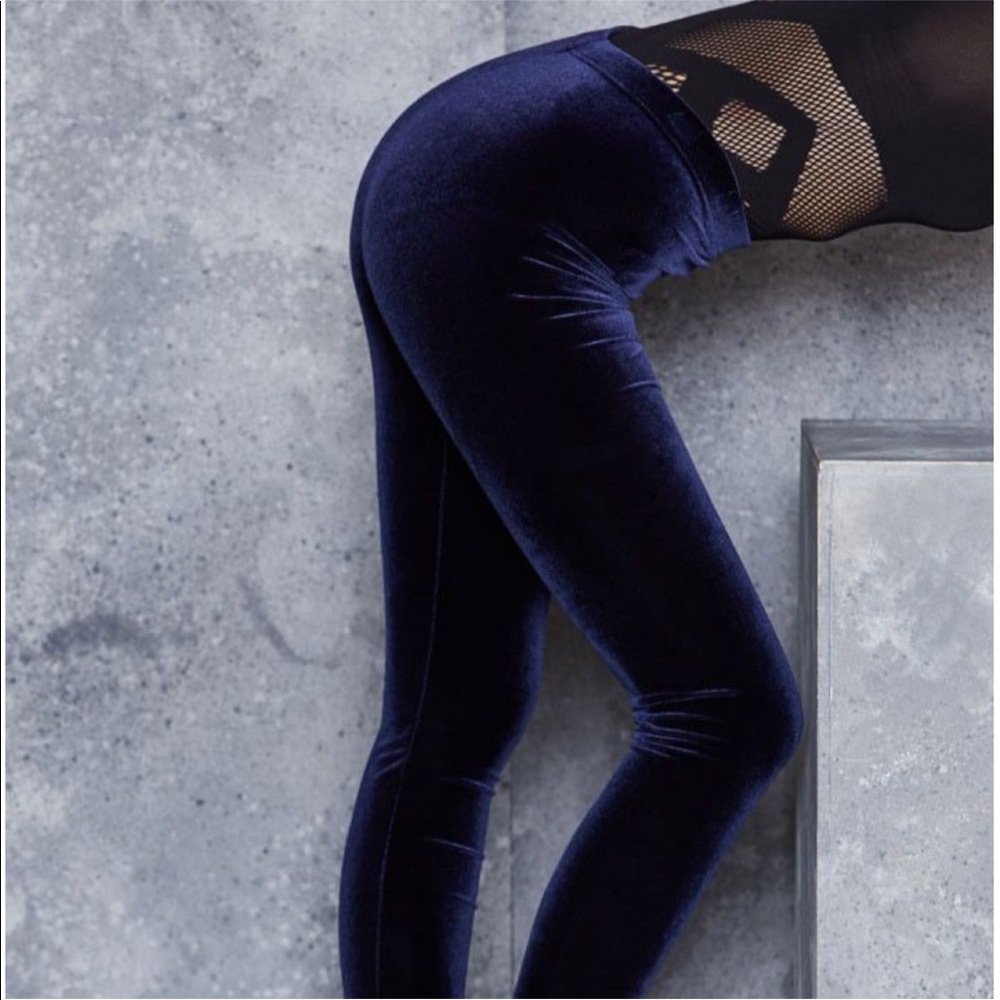 BLACK MILK CLOTHING HIGH WAISTED VELVET LEGGINGS !